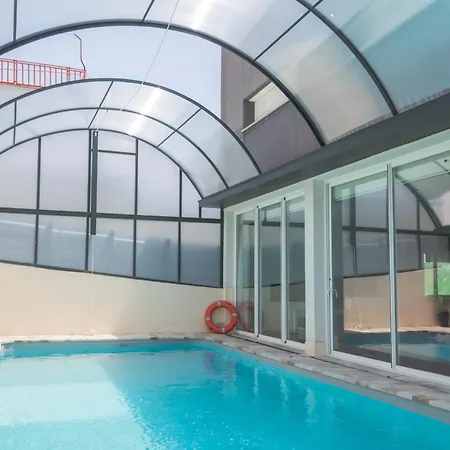 Luxurious Marly Ii Piscina Climatizada * Castelldefels